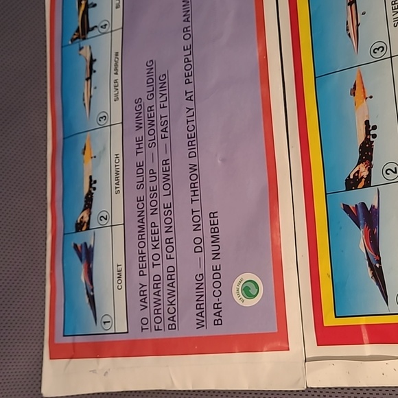 "Air-Aces" High-Performance Super Glider Airplanes Red Flash & Silver Arrow - Picture 5 of 8